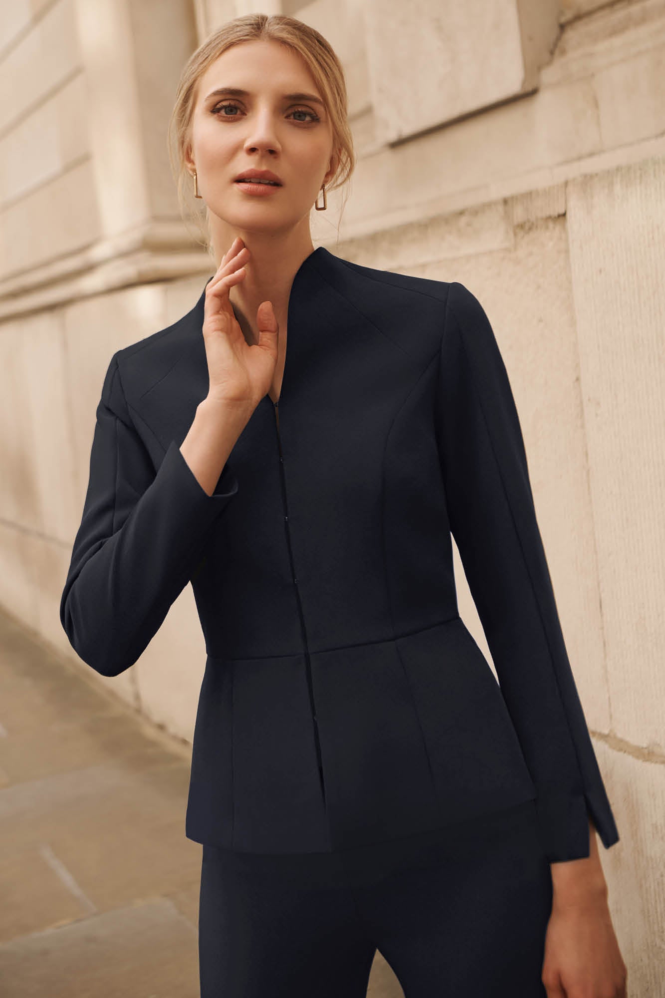 Burghley Navy Performance Tailoring Jacket